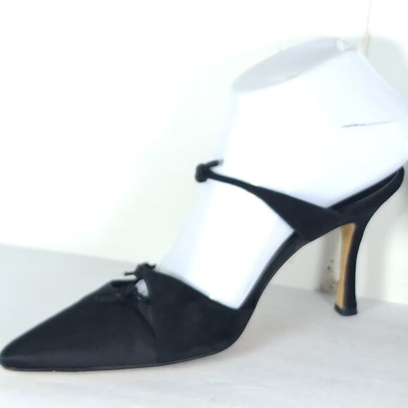 Manolo Blahnik Women's EU36 US6 Black Satin Pointed Toe Stiletto Mules Pumps - Picture 8 of 16